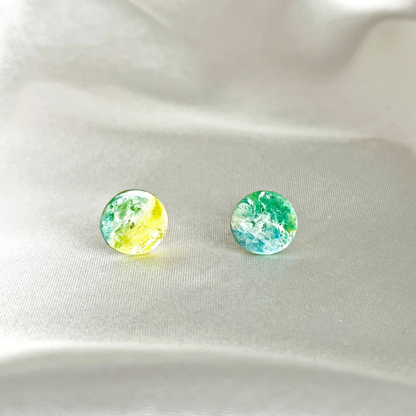 Painter's Circle Studs Earrings