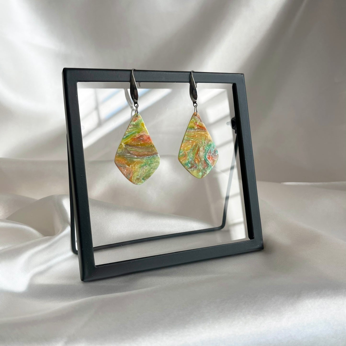 Painter's Pendant Dangle Earrings