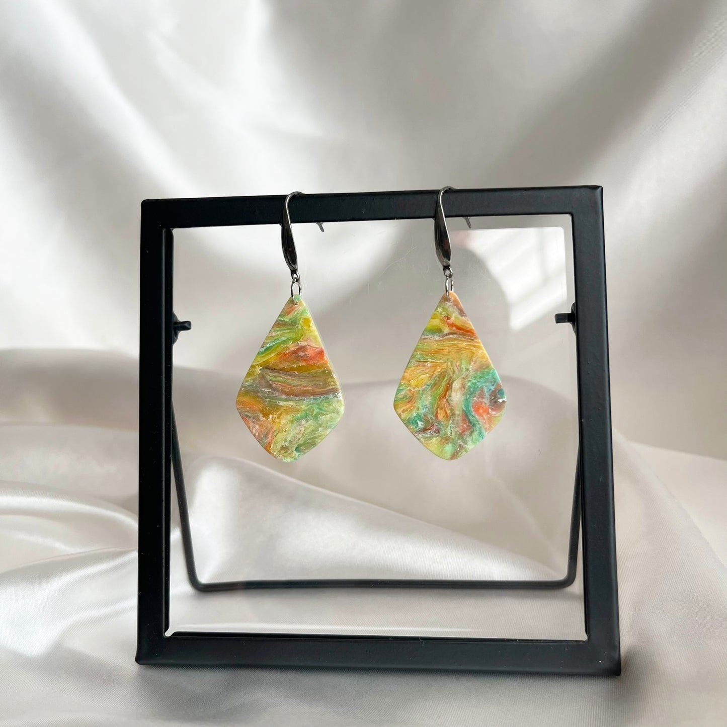 Painter's Pendant Dangle Earrings