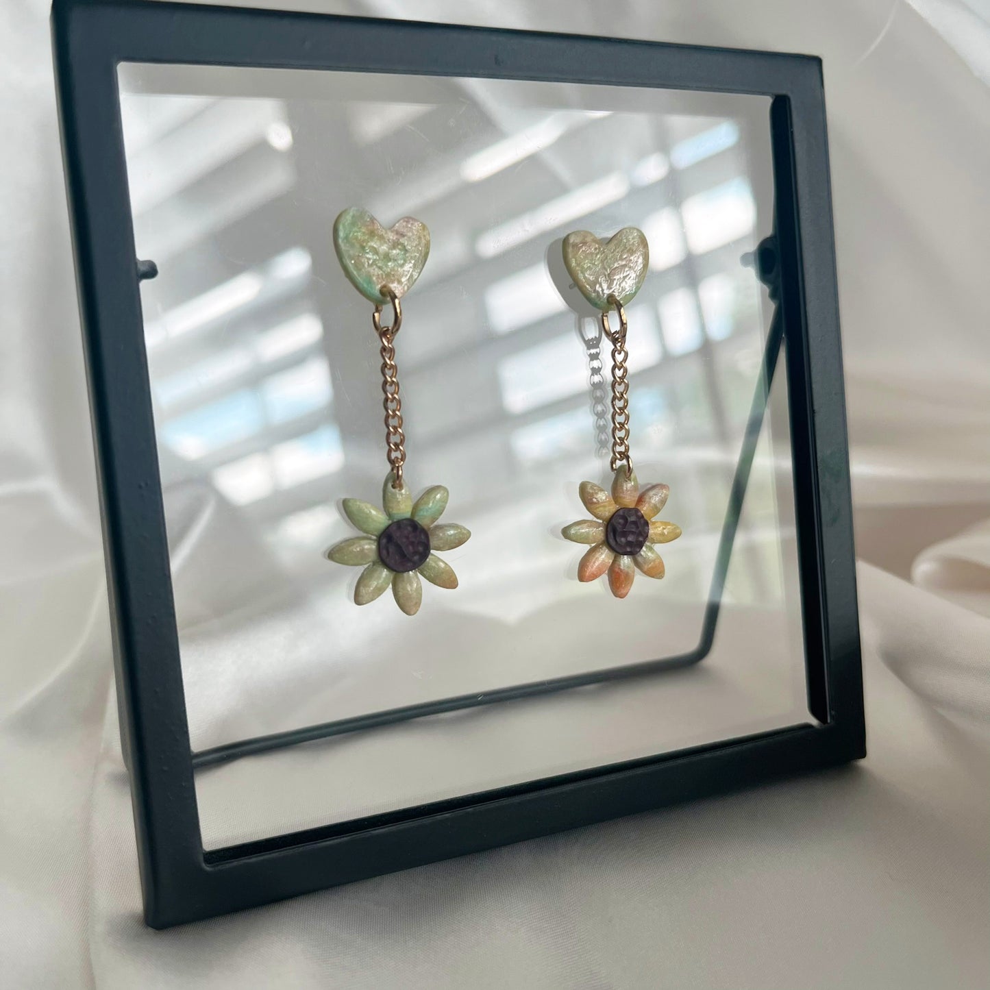 Painter's Heart Dangle Drop Flower Earrings