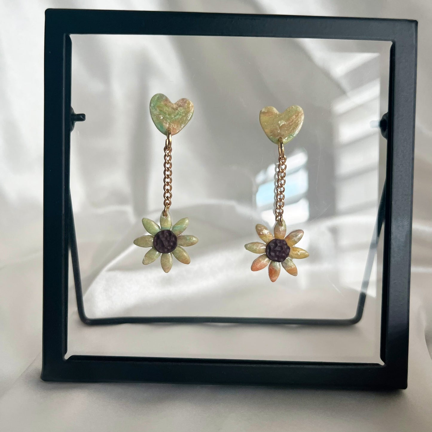 Painter's Heart Dangle Drop Flower Earrings