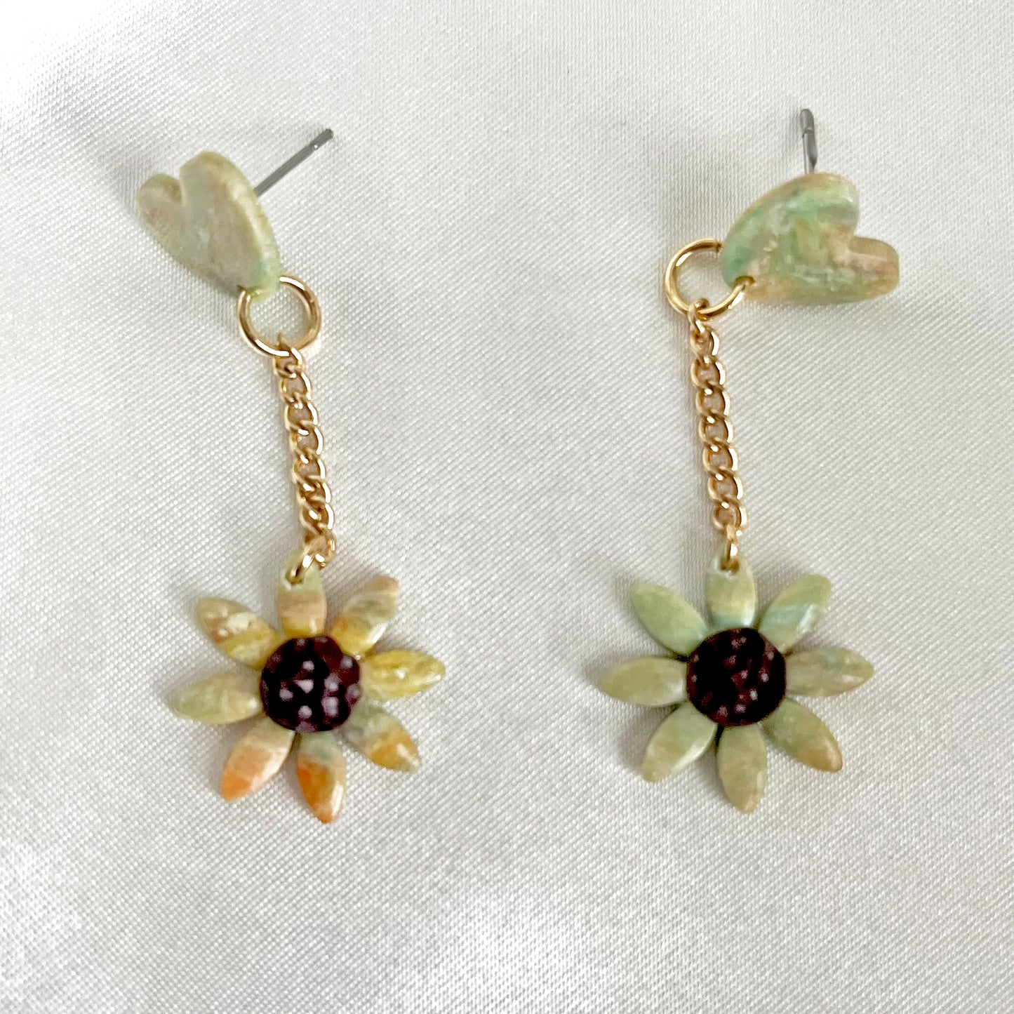 Painter's Heart Dangle Drop Flower Earrings