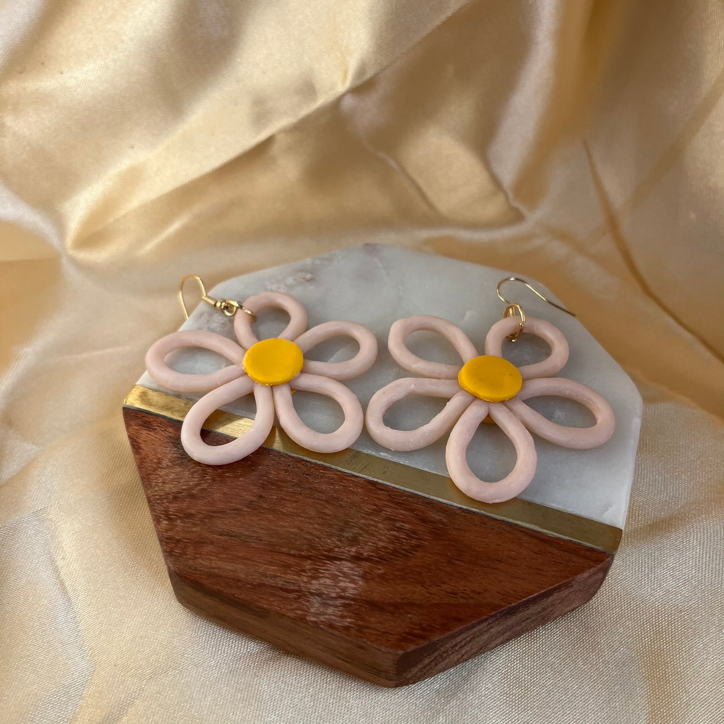 White to Pink Daisy Earrings