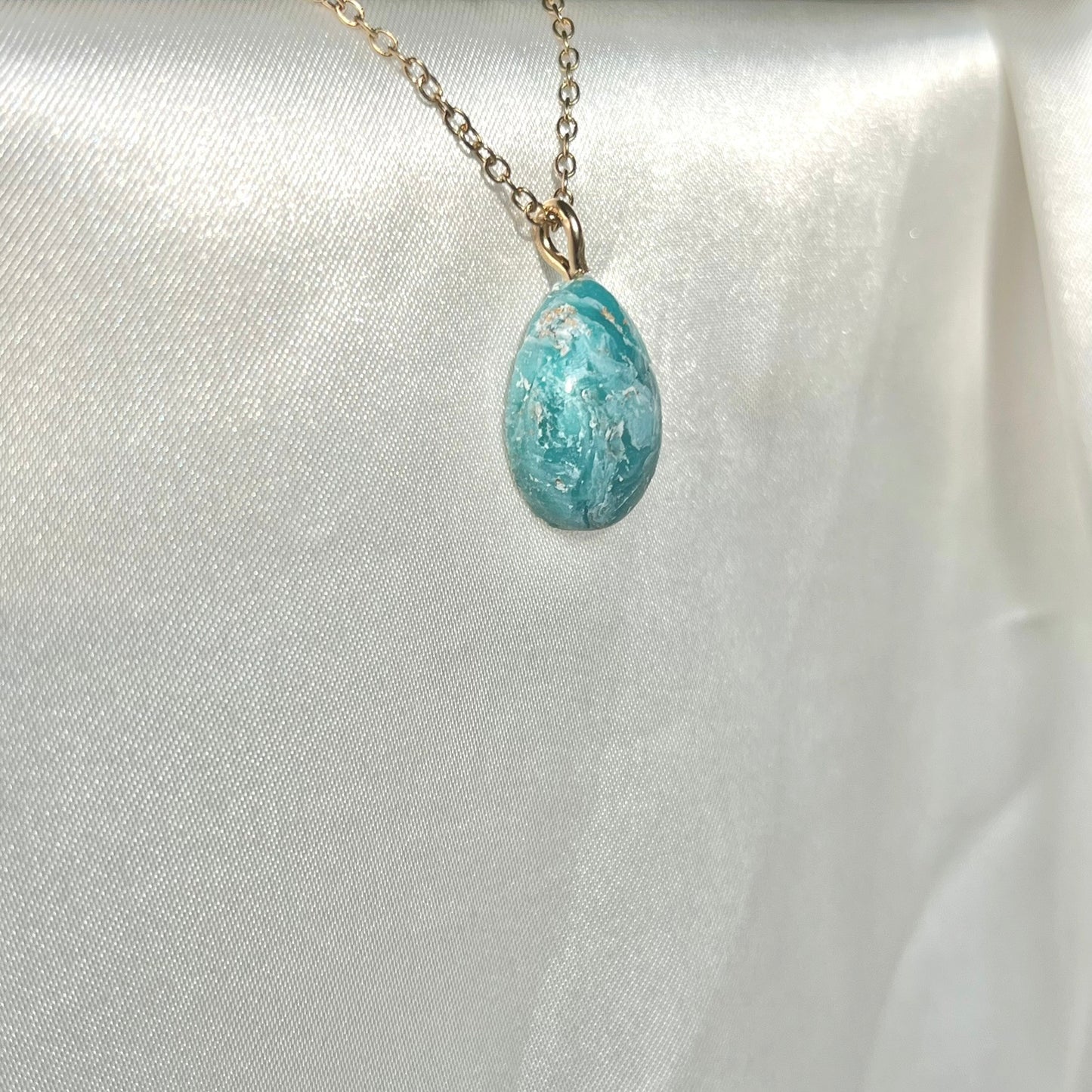 Navy to Teal Teardrop Necklace