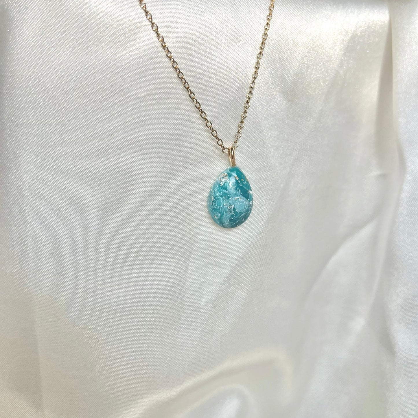 Navy to Teal Teardrop Necklace